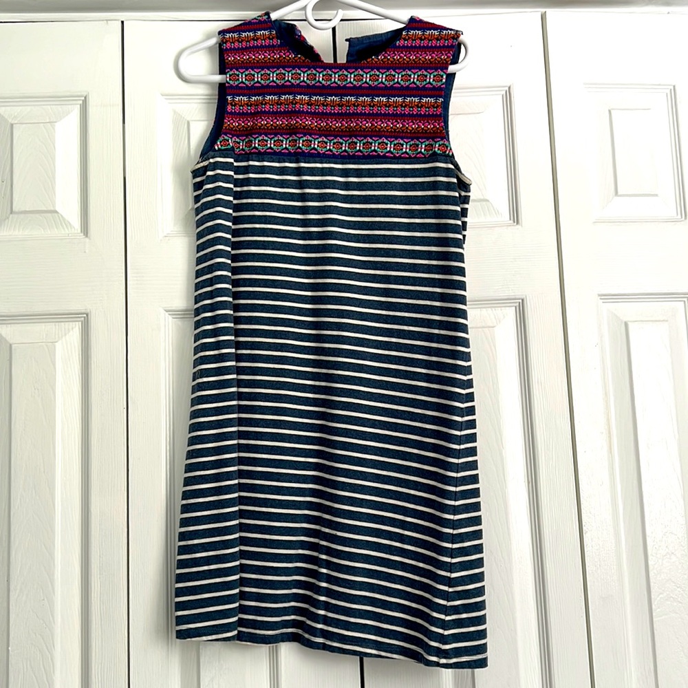 CLEARANCE:  Fun dress for many occasions.